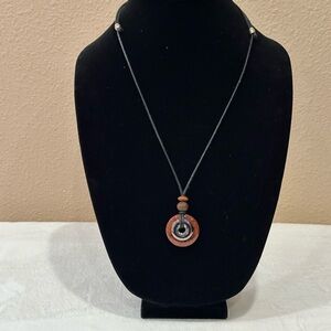 Chic Black and Brown Pendant Necklace
